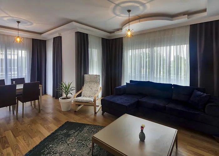 Deluxe Apartment
